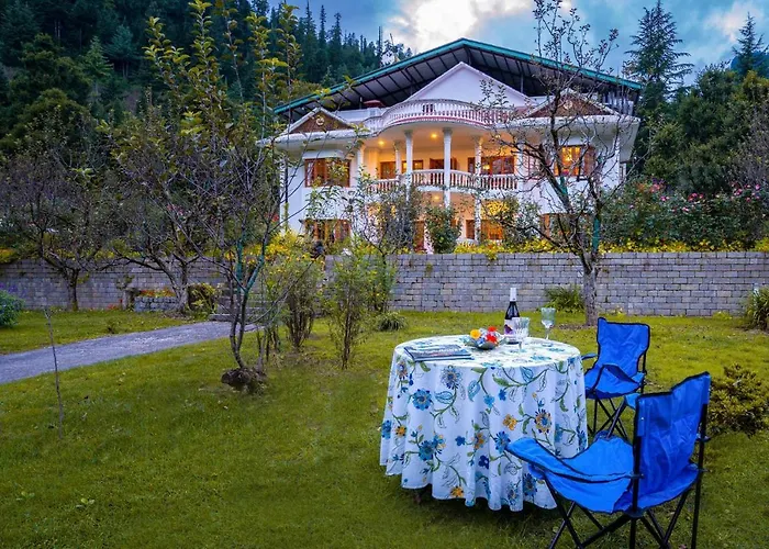 The Lama House By Veo - Serene Mountain Villa, Manali